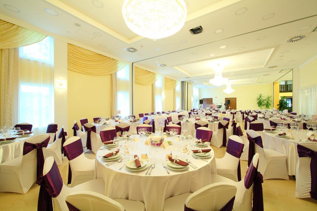 Hotel Margareta Balatonfured Bagian luar foto