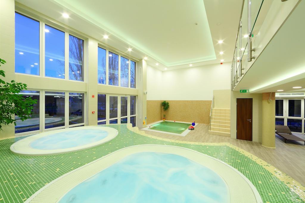 Hotel Margareta Balatonfured Bagian luar foto